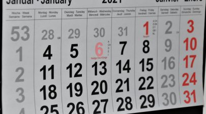 Kalender met dik gedrukte letters